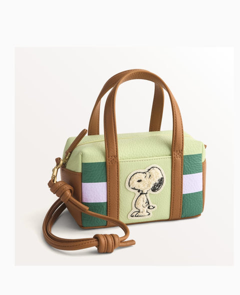 the Peanuts shop. Shop Now.